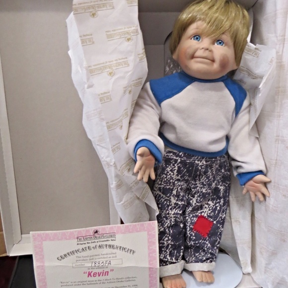 Ashton Drake KEVIN Doll - Picture 3 of 5